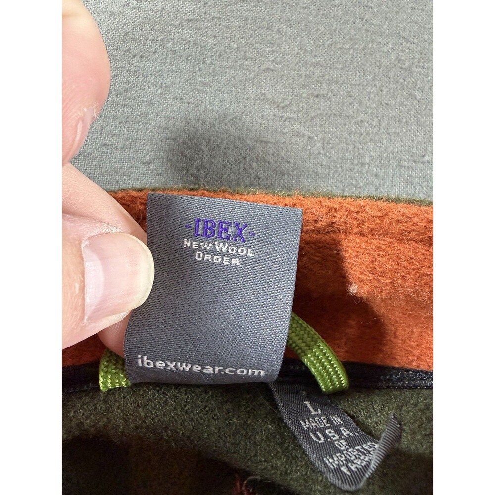 Ibex Merino Wool Full Zip Vest Mens Large Green Made in USA Small FLAW - Picture 4 of 8